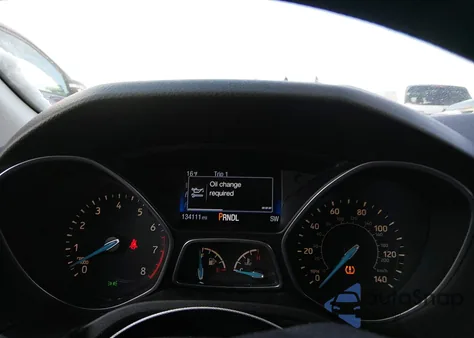 2015 Ford Focus Se z USA, uszkodzony, nr VIN 1FADP3F23FL276290